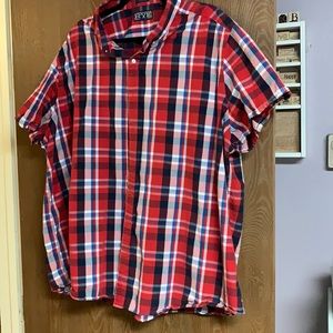 Men’s short sleeve button up